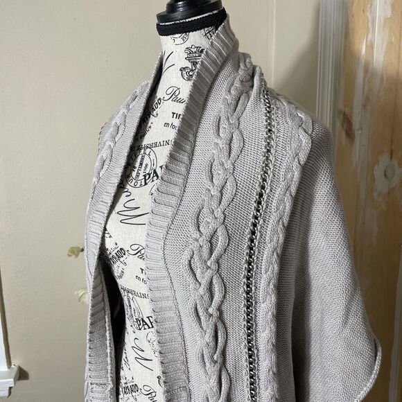 Quick Silver Shrug In M/L Chain Accent Gray Shrug Women's - Picture 3 of 7